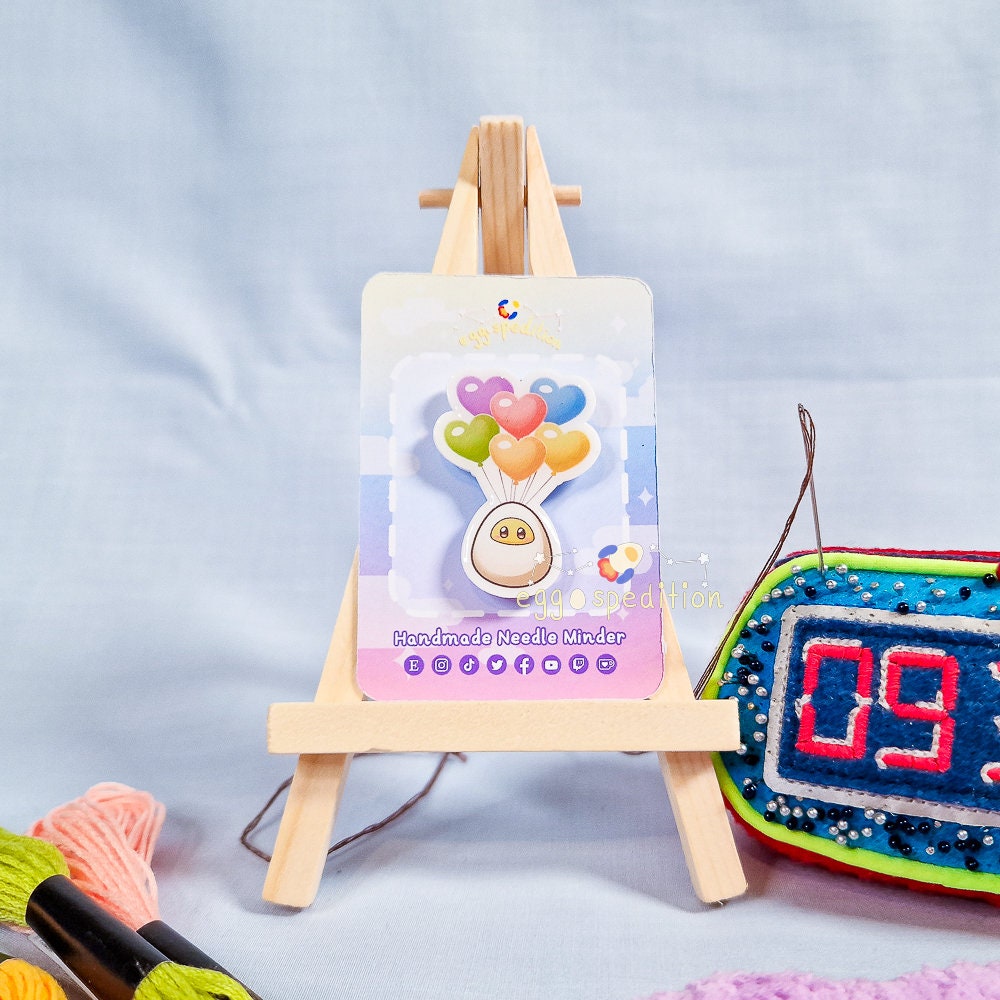 Sweet Eggo Heart Balloons Needle Minder