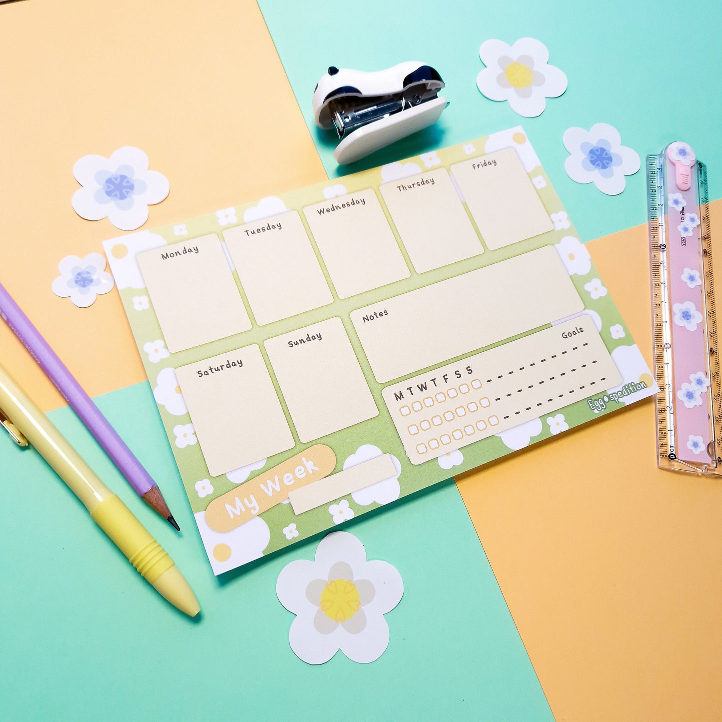 Daisy Explosion Gradient Week Planner Pad